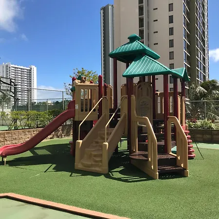 Great Ocean View Condo, Near Beach With Free Parking! Honolulu Extérieur photo