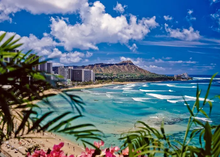 Great Ocean View Condo, Near Beach With Free Parking!